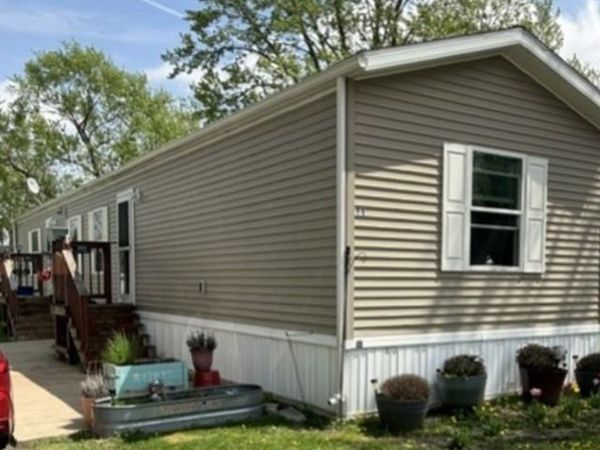 37 Vee Drive, Manteno, IL 60950