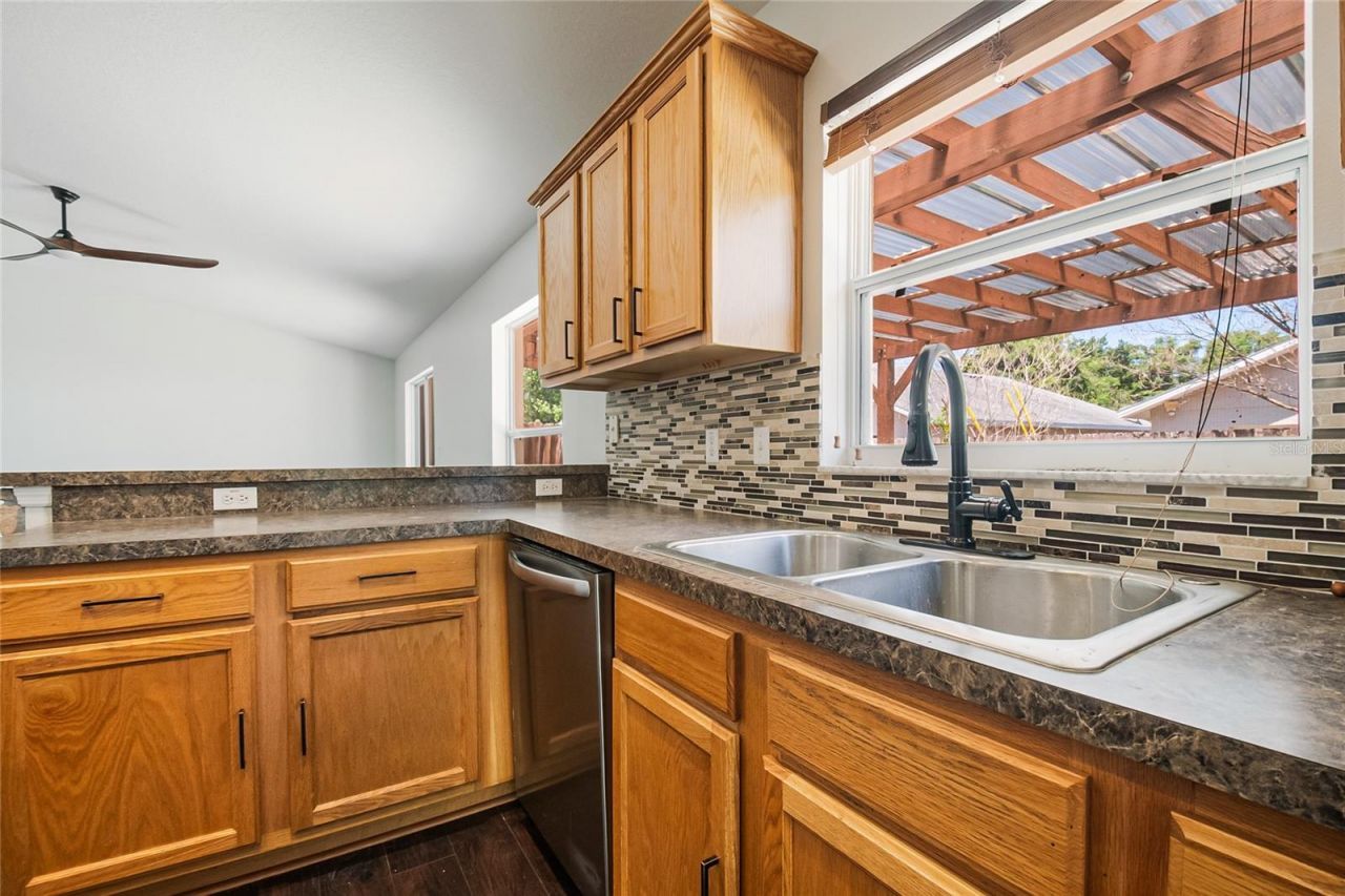 221 Rosa Avenue , Oviedo, FL 32765 Photo