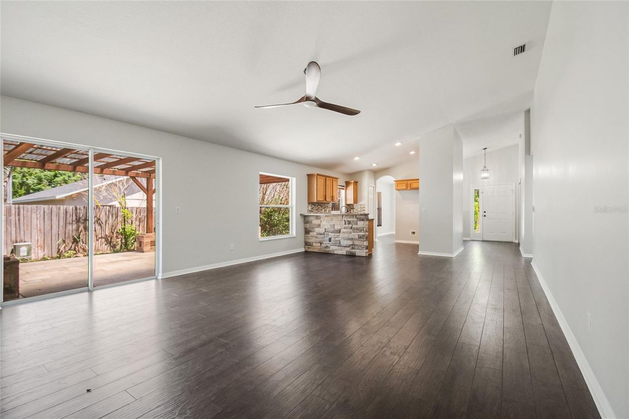 221 Rosa Avenue , Oviedo, FL 32765 Photo