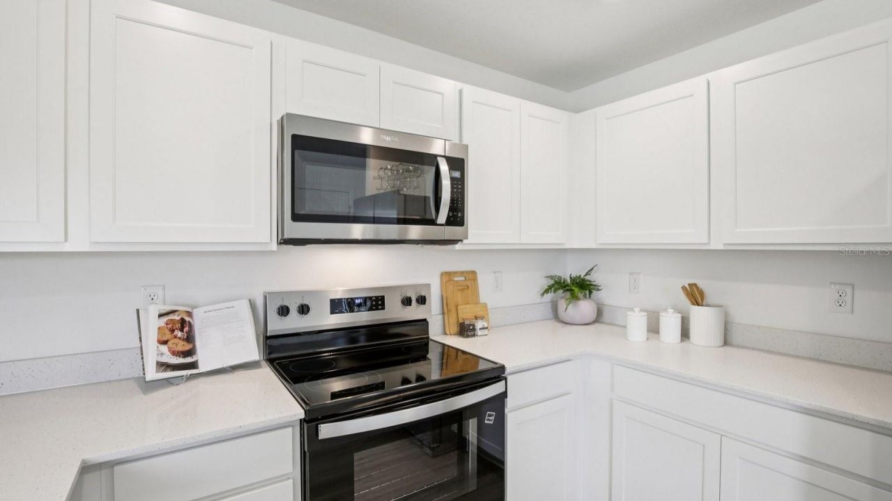 4808 Hidden Farm Drive, Plant City, FL 33565 Photo