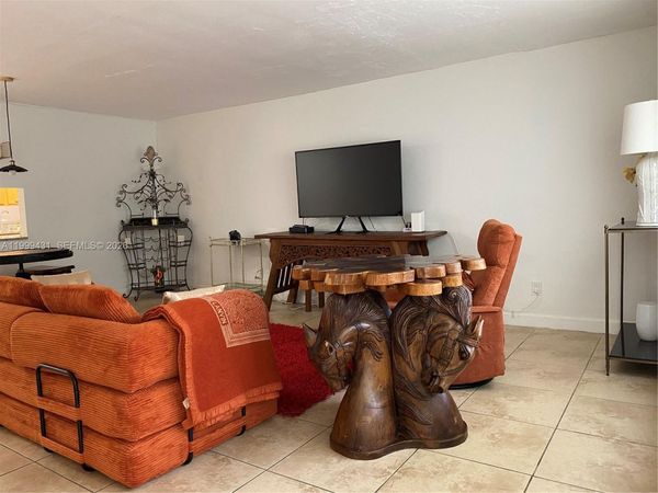 1855 NE 121st St, Unit 36, North Miami, FL 33181