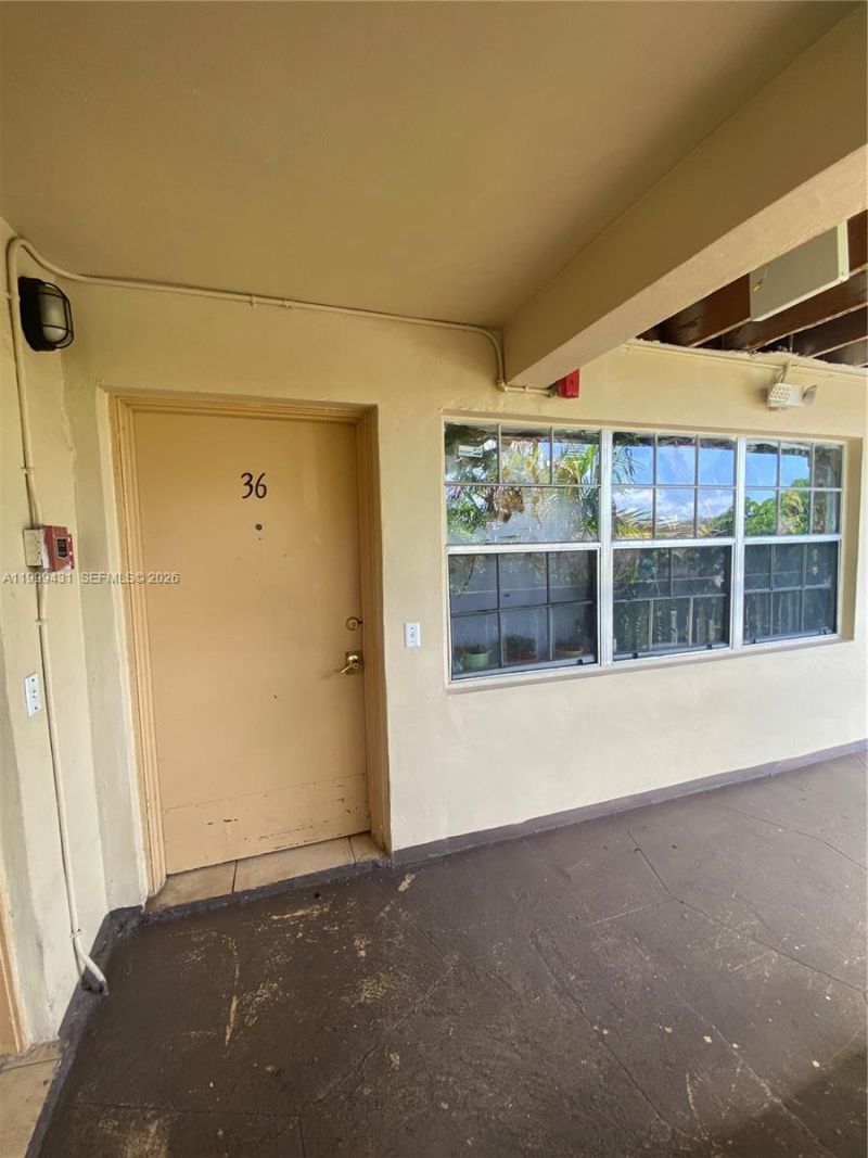 1855 NE 121st St , Unit 36, North Miami, FL 33181 Photo
