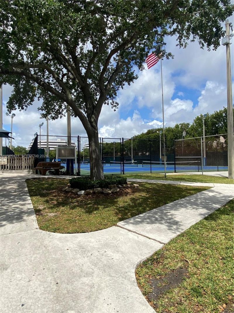 1855 NE 121st St, Unit 36, North Miami, FL 33181 Photo