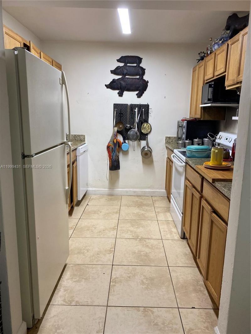 1855 NE 121st St, Unit 36, North Miami, FL 33181 Photo
