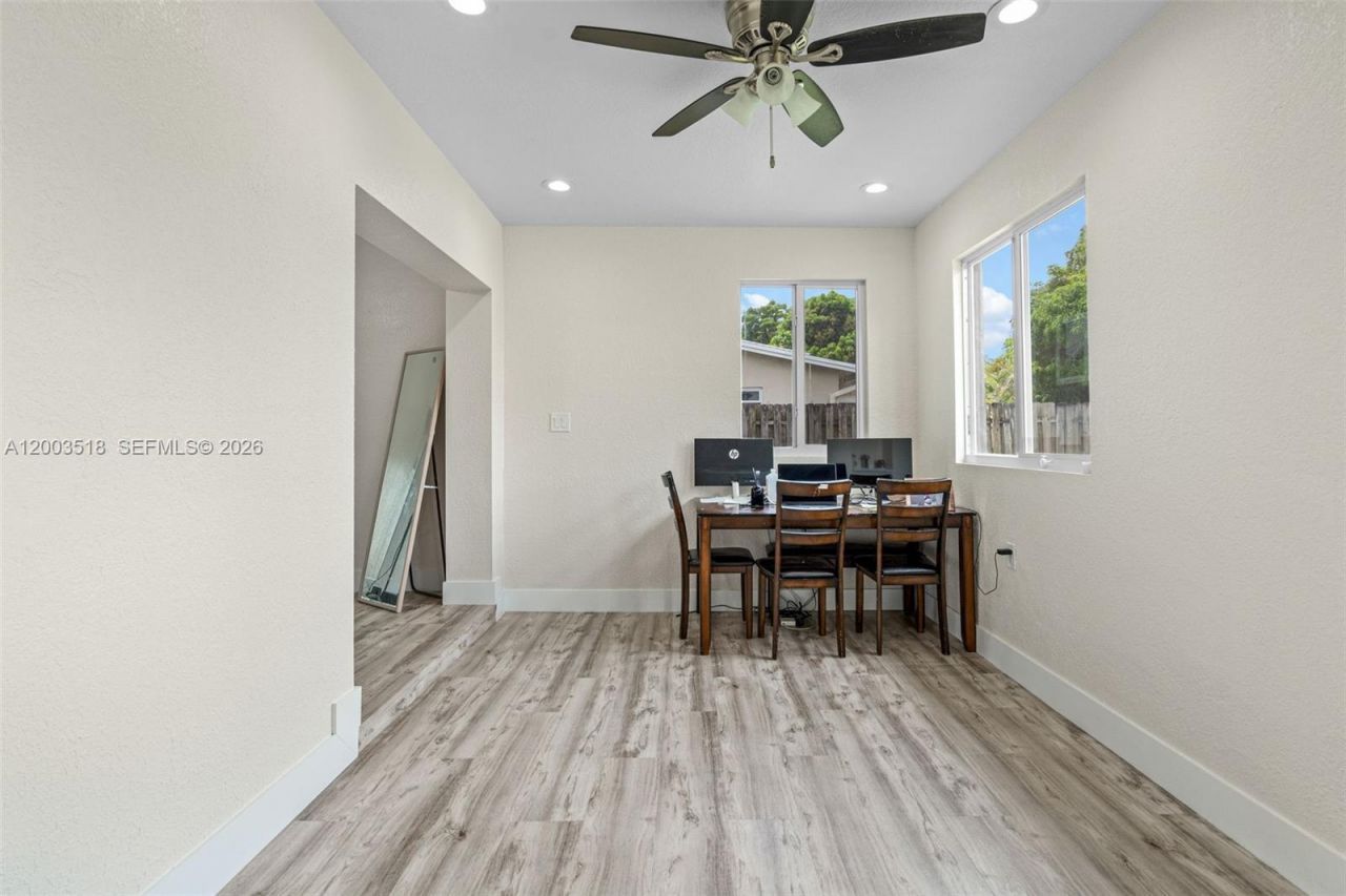 2485 NW 84th Way , Sunrise, FL 33322 Photo