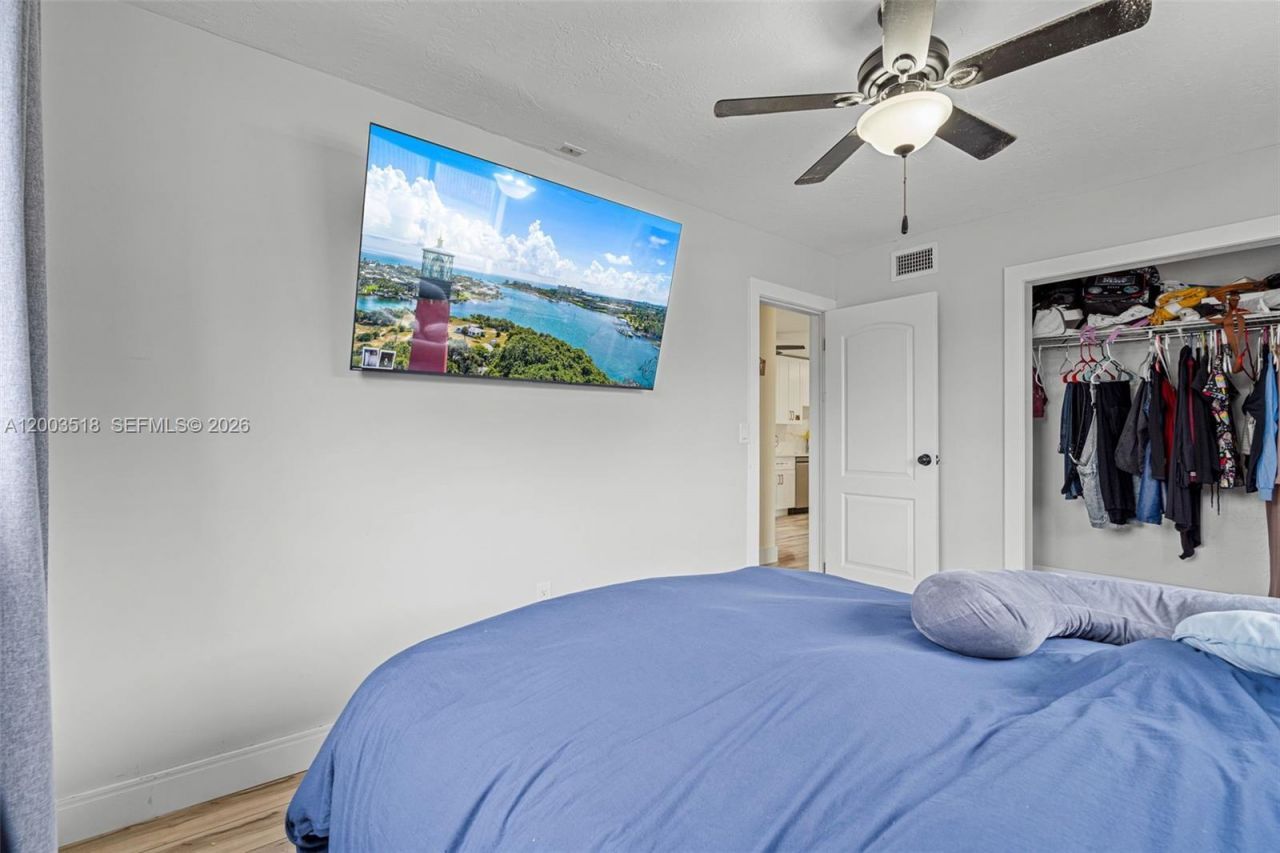 2485 NW 84th Way , Sunrise, FL 33322 Photo