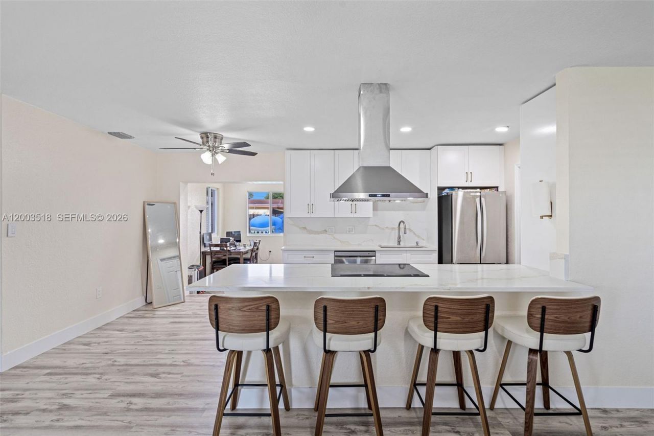 2485 NW 84th Way , Sunrise, FL 33322 Photo