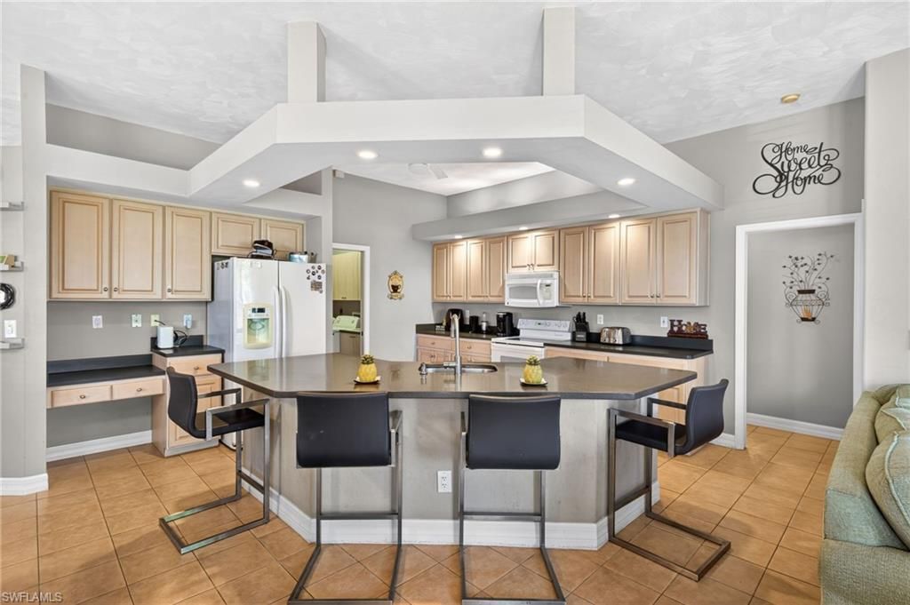 1217 SW 18th St , Cape Coral, FL 33991 Photo