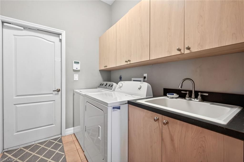 1217 SW 18th St , Cape Coral, FL 33991 Photo