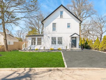 227 N Railroad Avenue Babylon, NY 11702