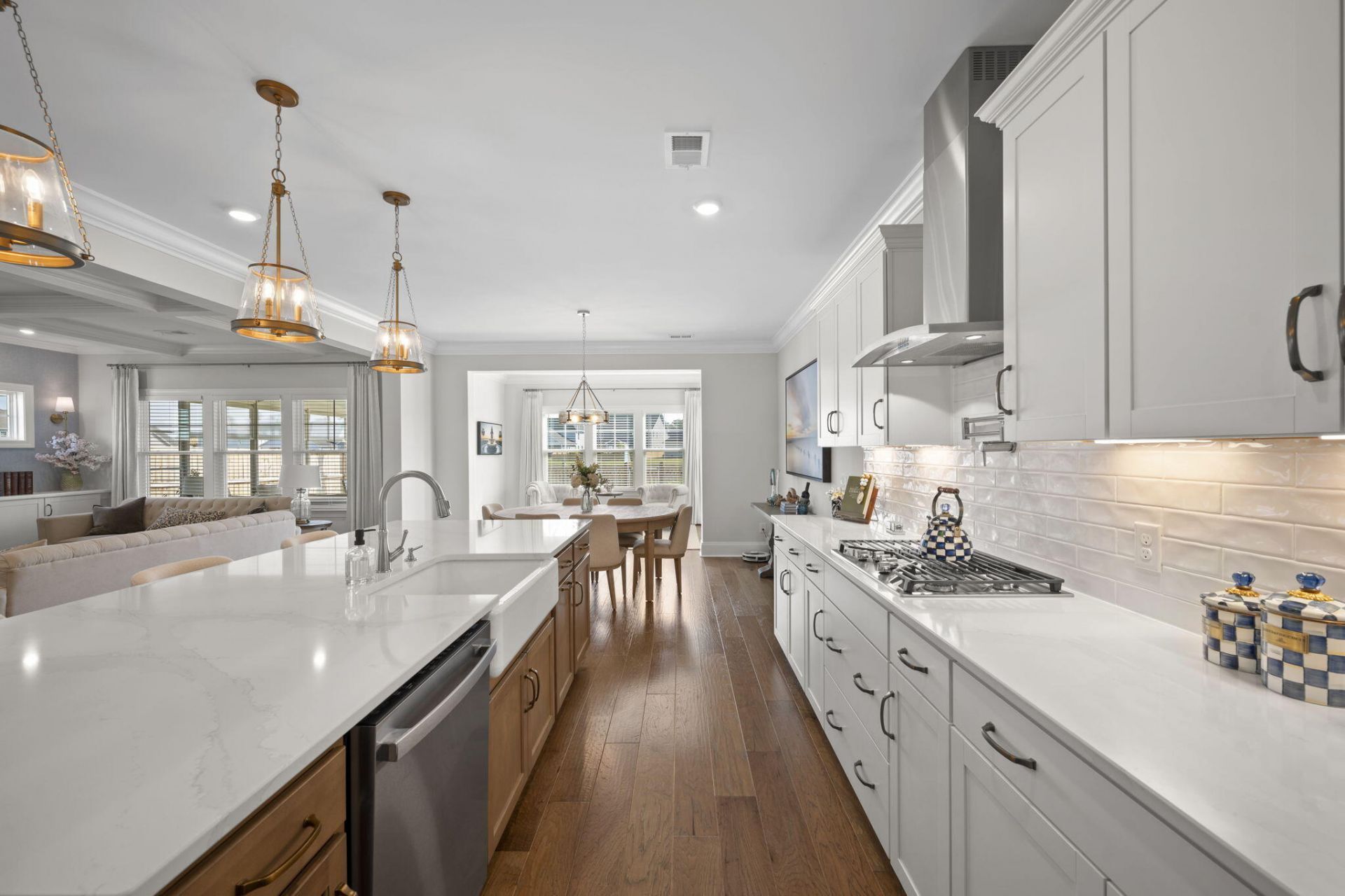 199 Grange Circle Photo 18