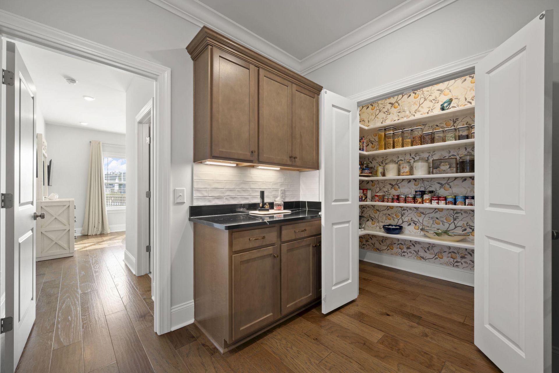 199 Grange Circle Photo 20