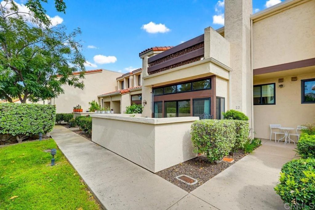5715 Baltimore Drive , Unit 23, La Mesa, CA 91942 Main Photo