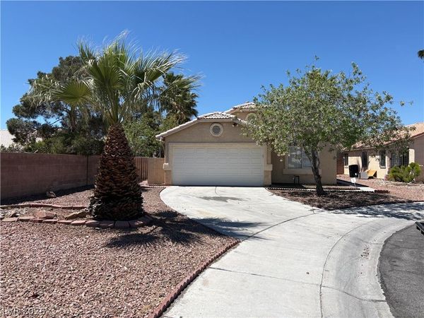 1833 Zircon Ridge Court , Las Vegas, NV 89106