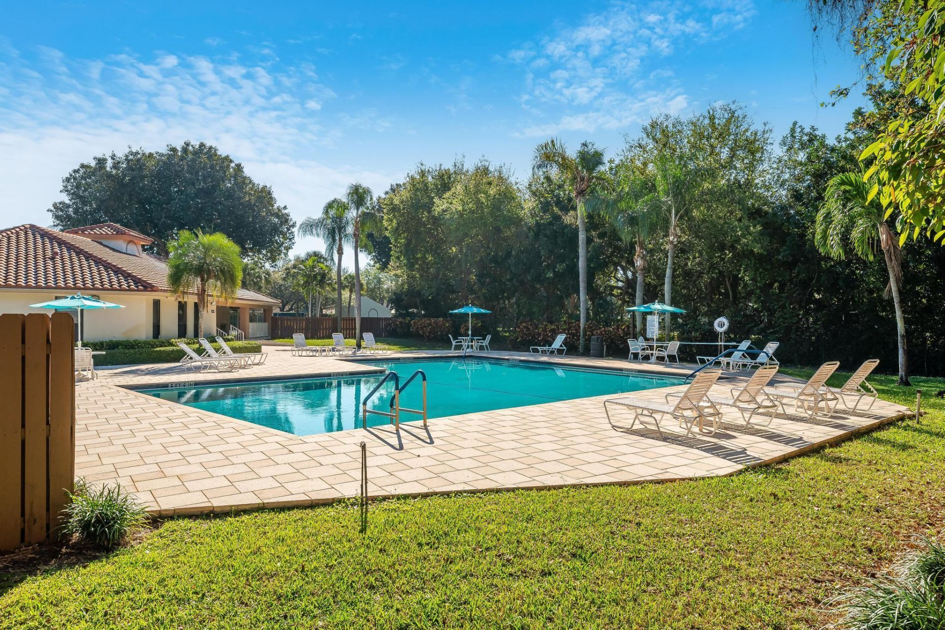 300 Palmwood Place, Unit 101, Boca Raton, FL 33431 Photo