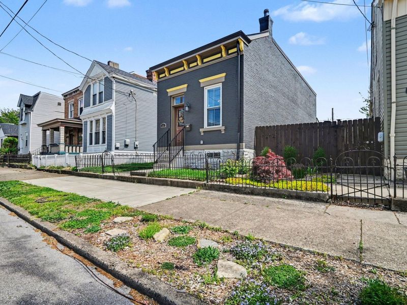 324 W 9th Street, Newport, KY 41071 Photo 3