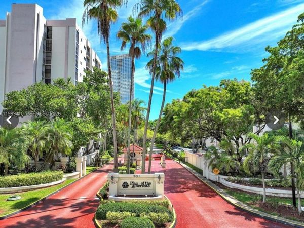 16909 N Bay Rd, Unit 1018, Sunny Isles Beach, FL 33160