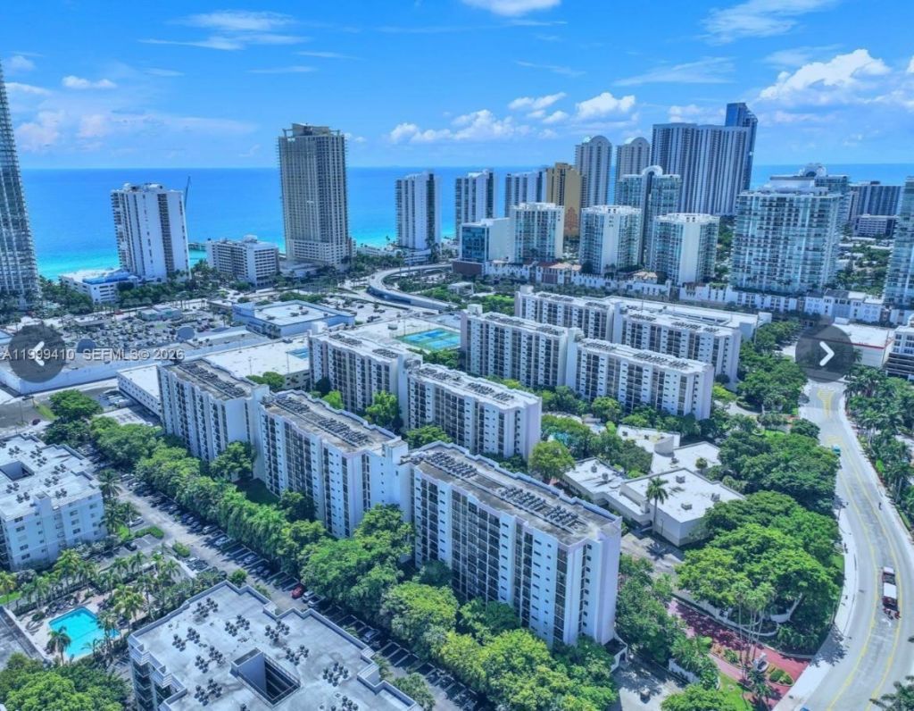 16909 N Bay Rd, Unit 1018, Sunny Isles Beach, FL 33160 Photo