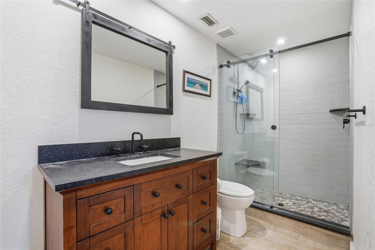 554 Andorra Circle Ne, Saint Petersburg, FL 33703 Photo