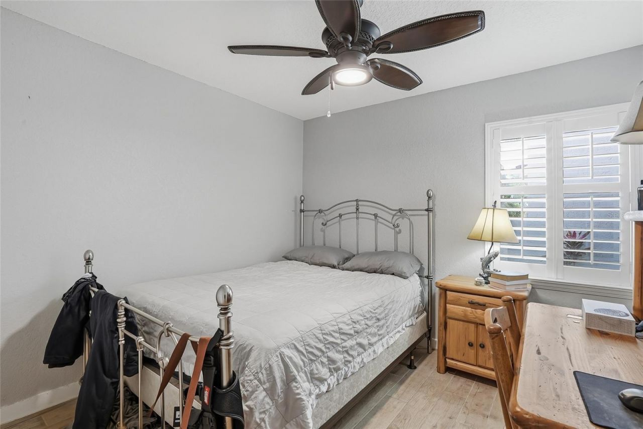 554 Andorra Circle Ne, Saint Petersburg, FL 33703 Photo
