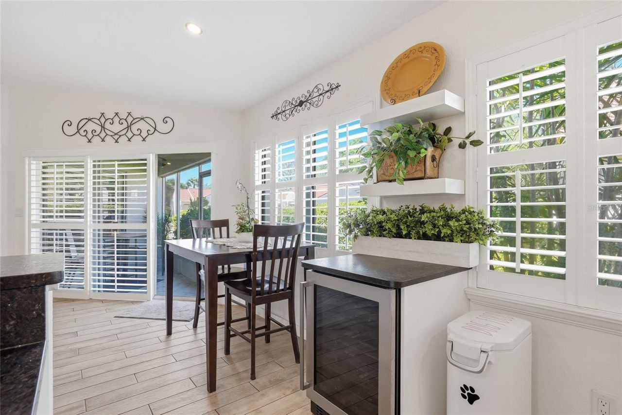 554 Andorra Circle Ne, Saint Petersburg, FL 33703 Photo