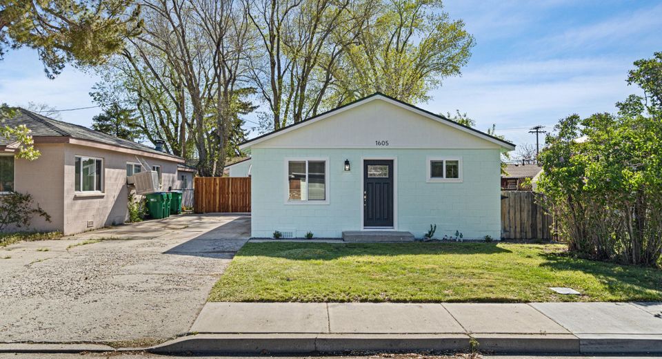 1605 N Division Street, Carson City, NV 89703 Photo