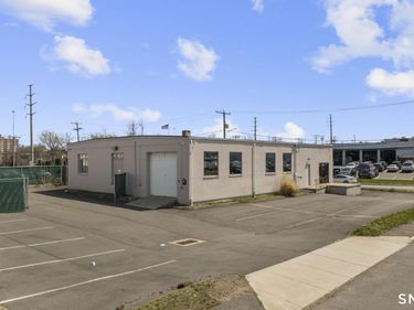 250 Governor , East Hartford, CT 06108