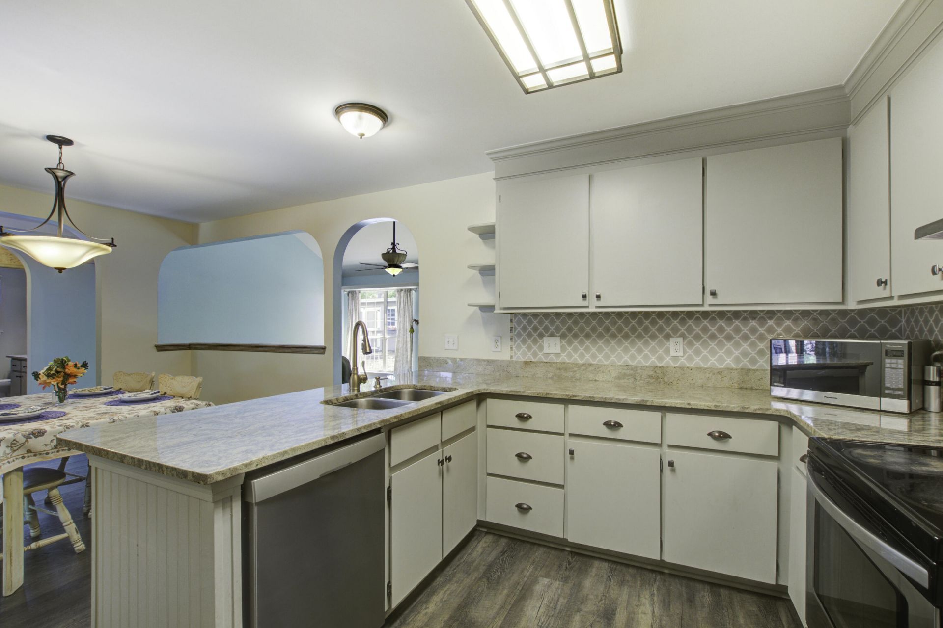 103 Elaine Street Photo 15