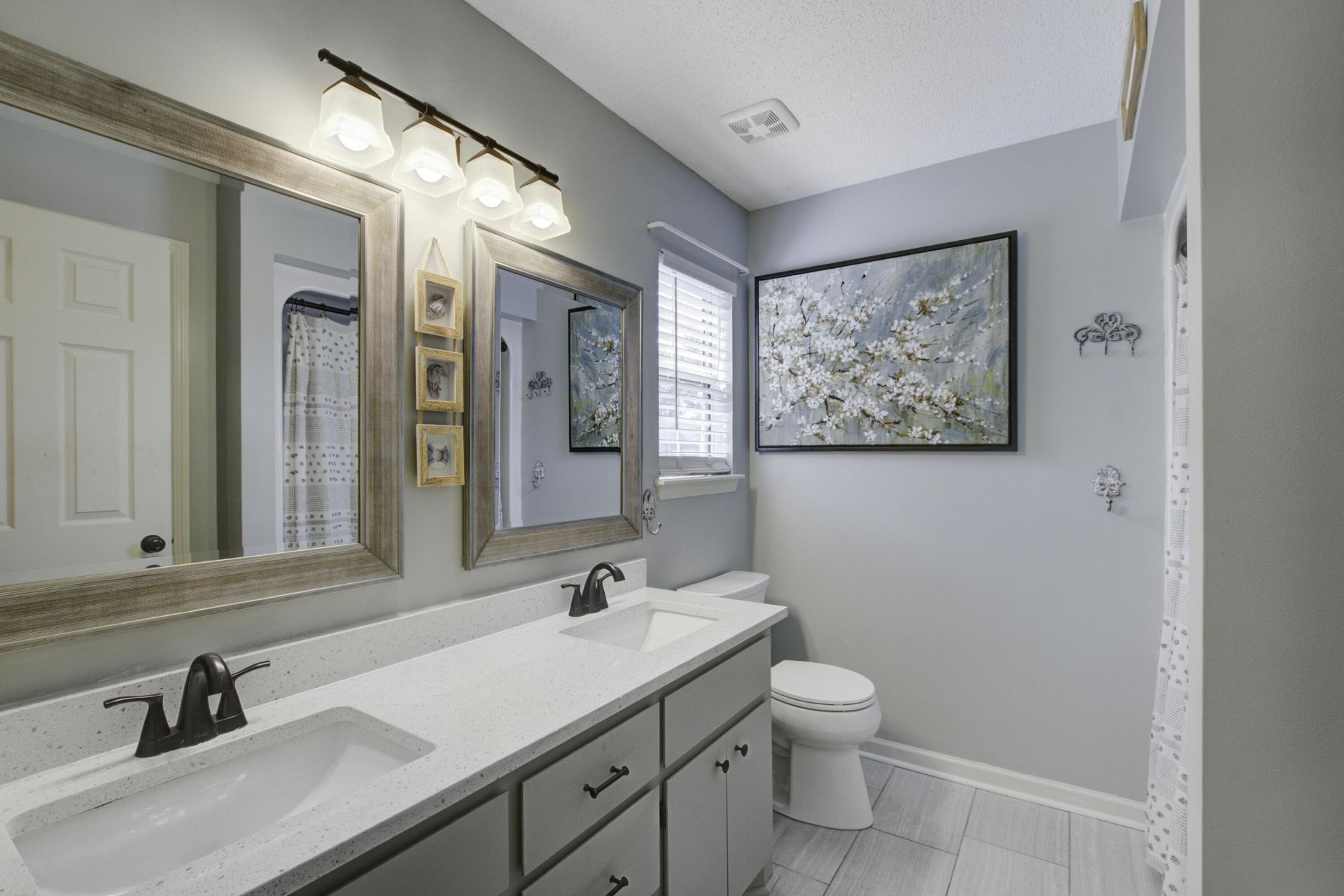 103 Elaine Street Photo 21