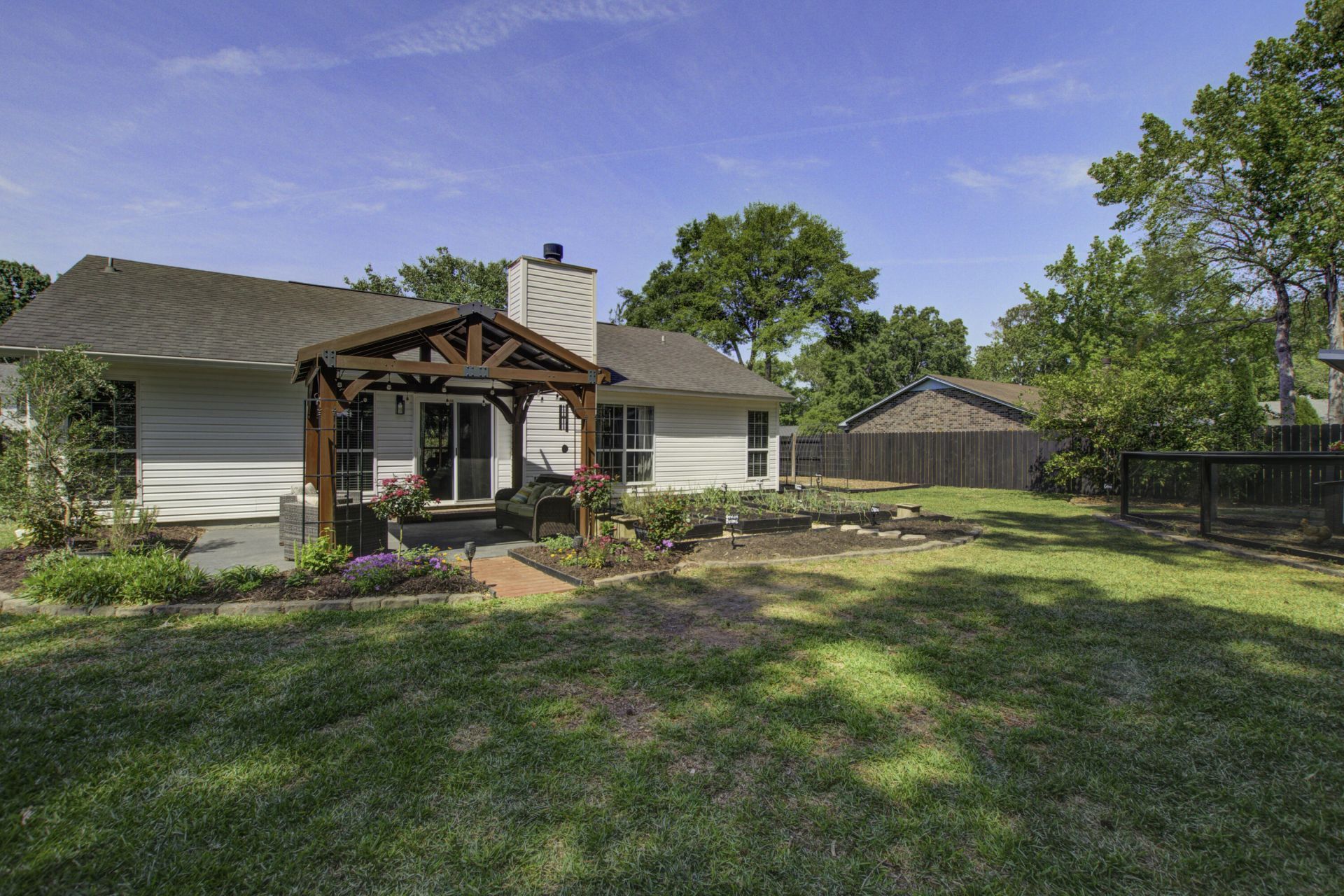 103 Elaine Street Photo 35