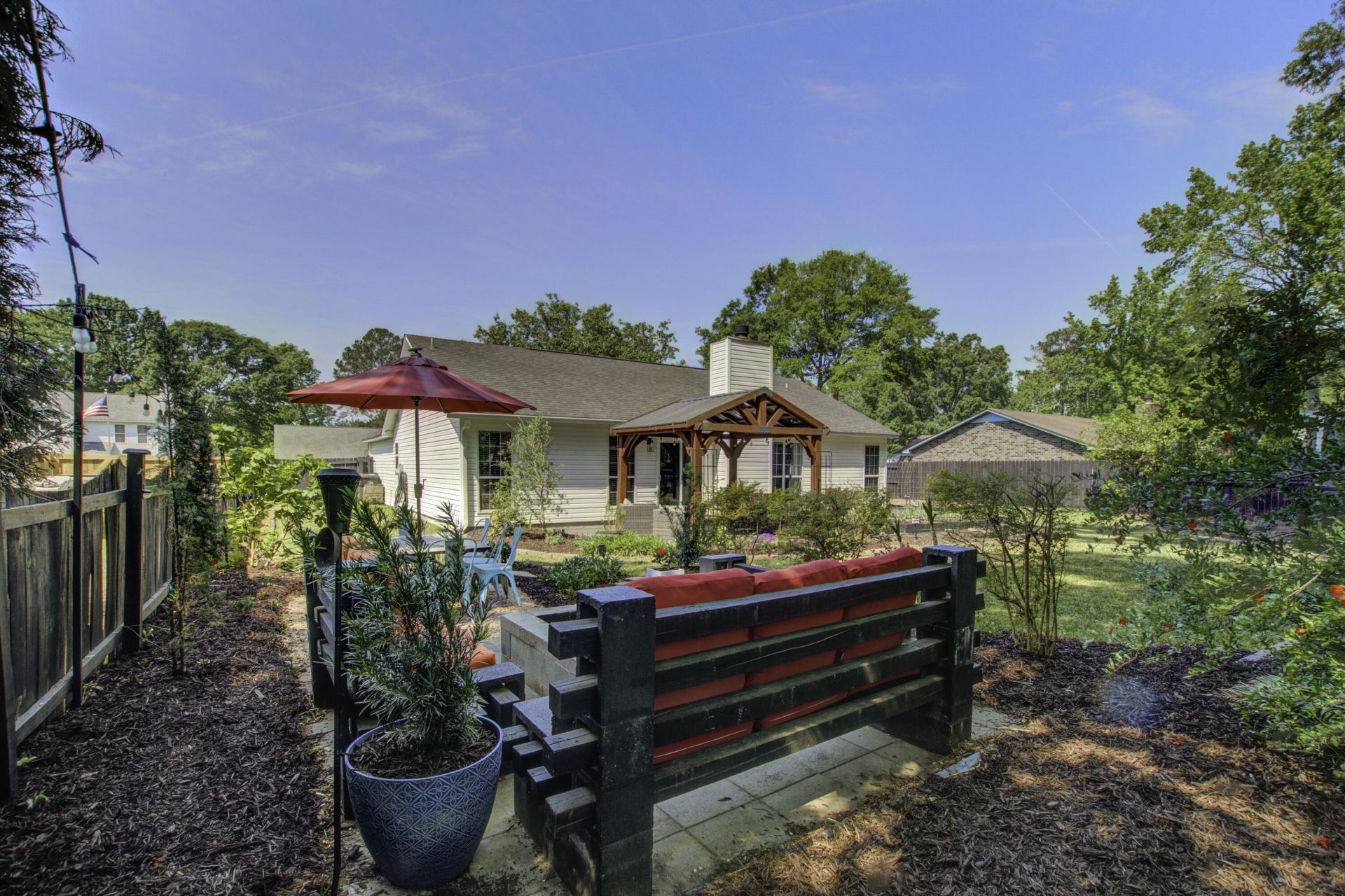 103 Elaine Street Photo 36