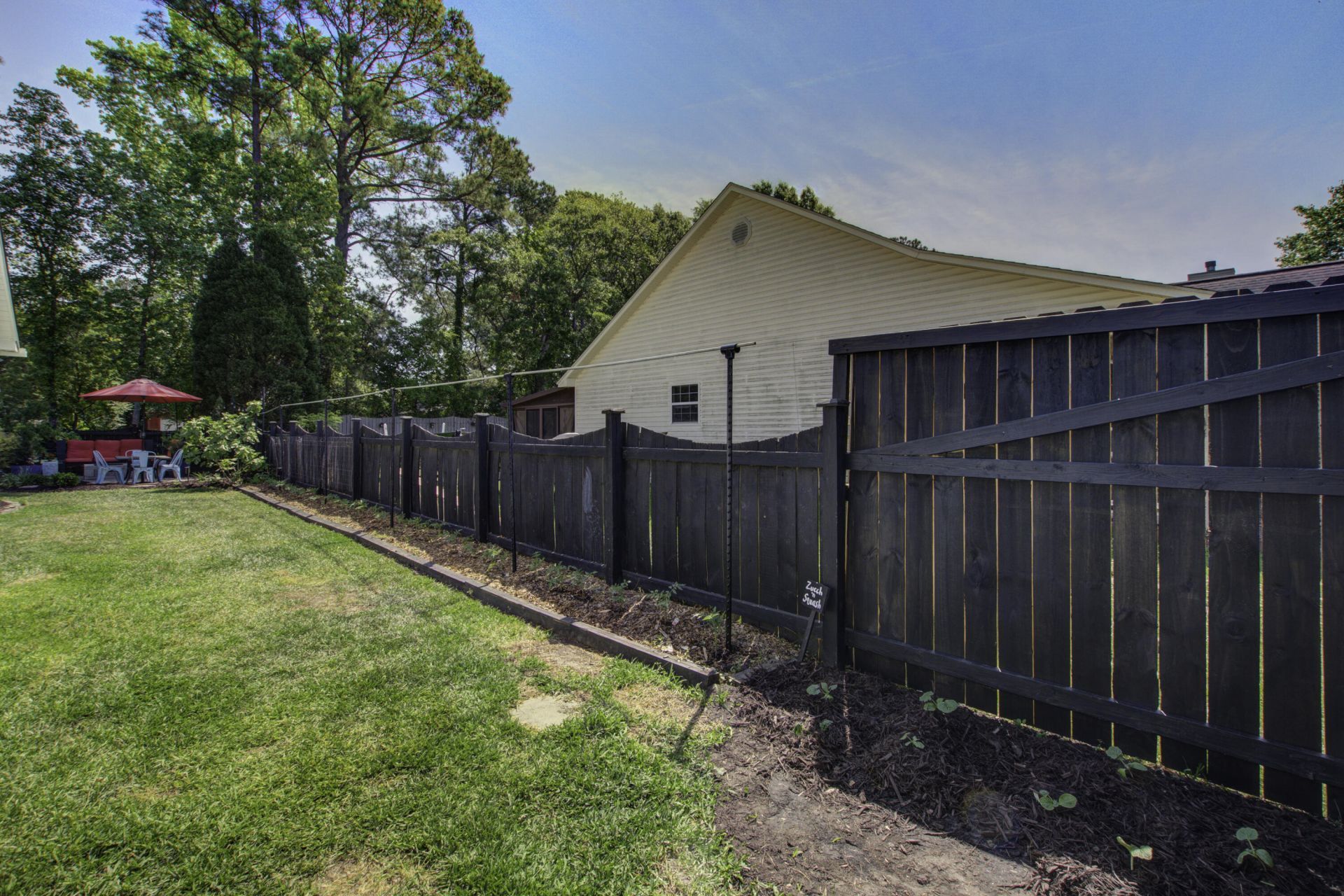 103 Elaine Street Photo 38