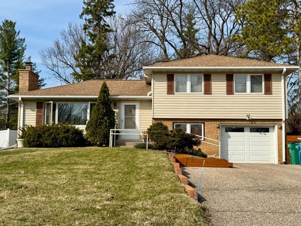 3645 Robinwood Ter , Minnetonka, MN 55305