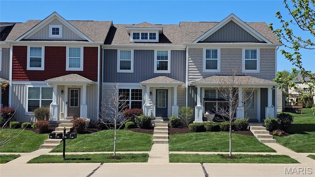 320 Countryshire Drive , Lake Saint Louis, MO 63367 Main Photo