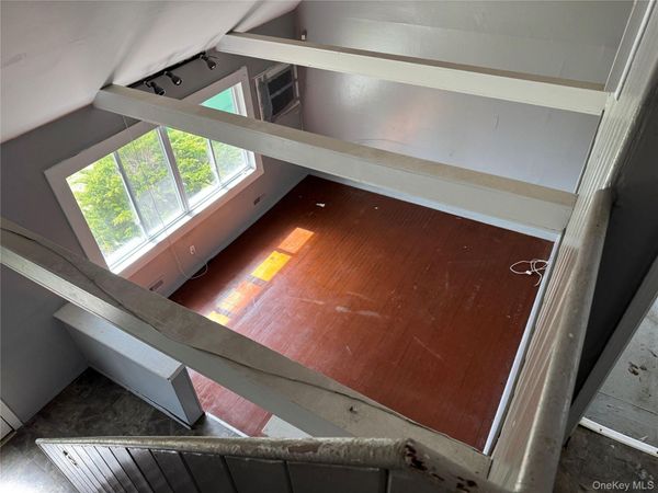 41 Princeton Street , Bay Shore, NY 11706