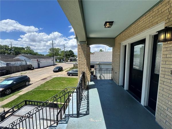 2425 JONQUIL Street , New Orleans, LA 70122