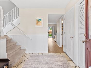 10312 W Street , Omaha, NE 68127