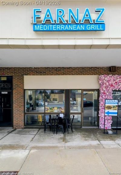 37649 Five Mile Rd , Livonia, MI 48154 Main Photo