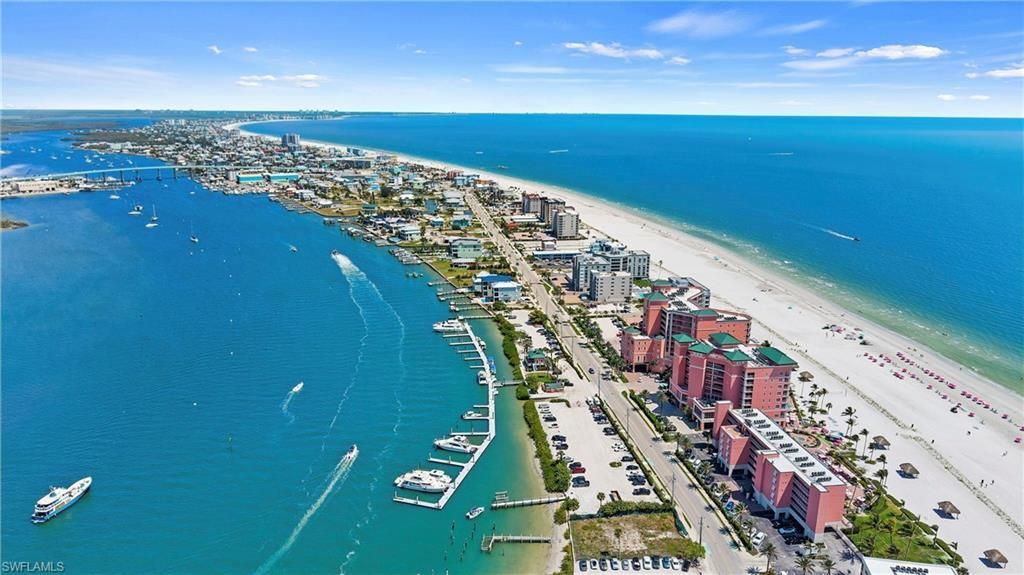 190 Estero Blvd, Unit 202, Fort Myers Beach, FL 33931 Photo