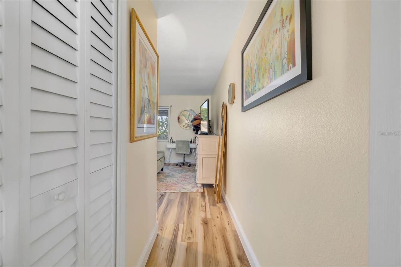 3910 Joyce Drive , Bradenton, FL 34208 Photo