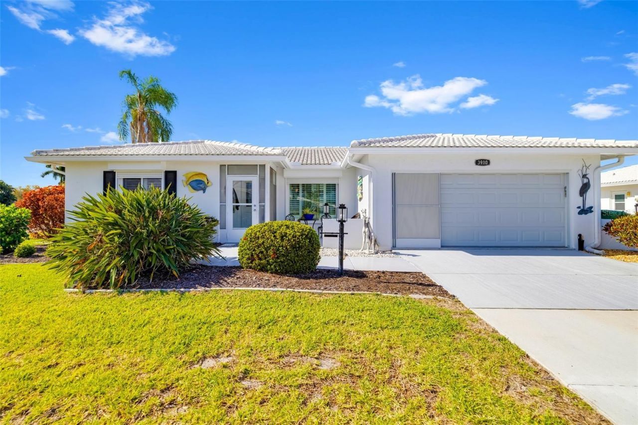 3910 Joyce Drive , Bradenton, FL 34208 Photo