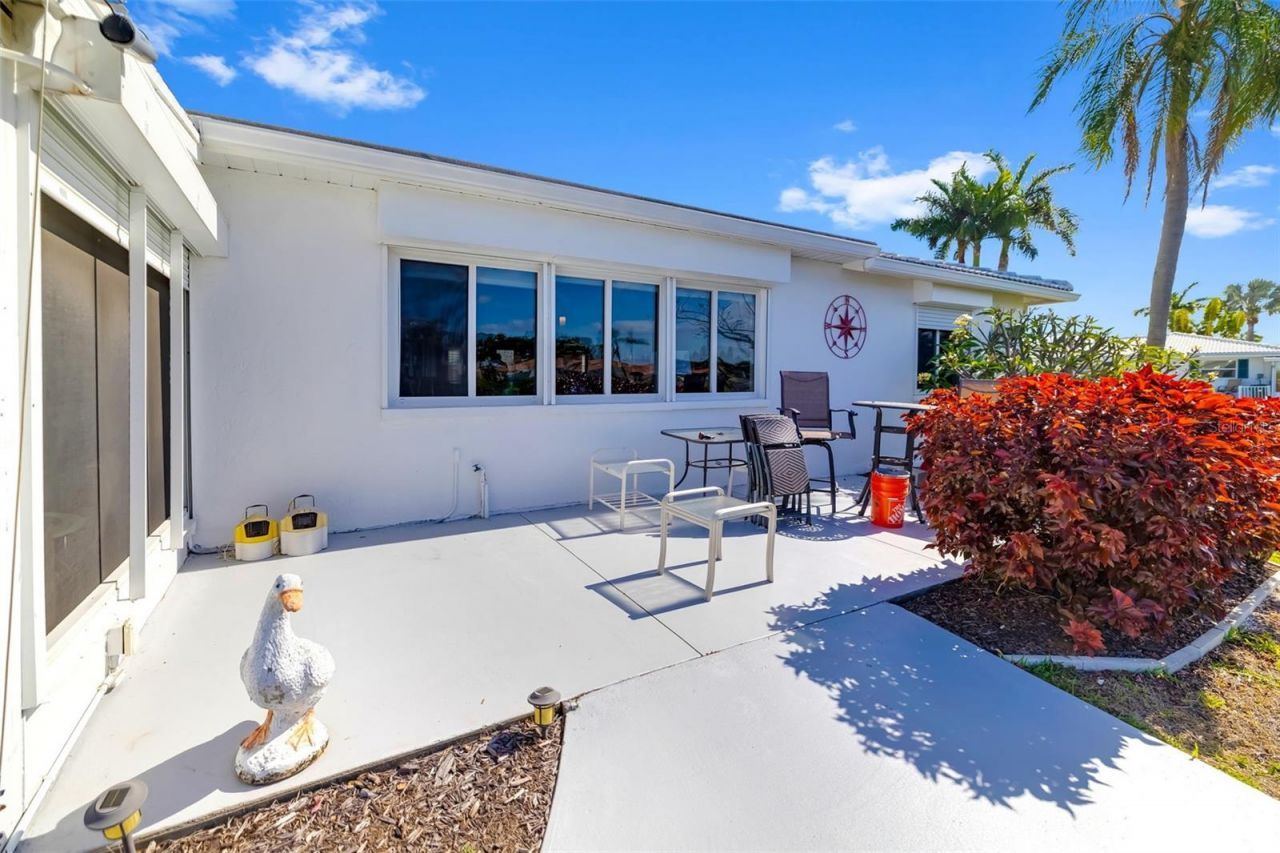 3910 Joyce Drive , Bradenton, FL 34208 Photo