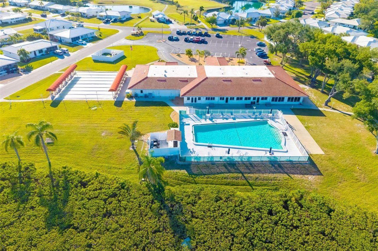 3910 Joyce Drive , Bradenton, FL 34208 Photo