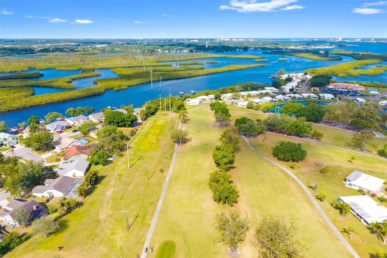 3910 Joyce Drive , Bradenton, FL 34208 Photo