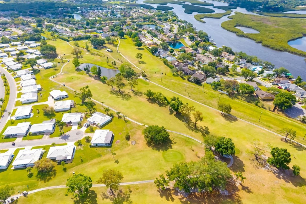 3910 Joyce Drive , Bradenton, FL 34208 Photo