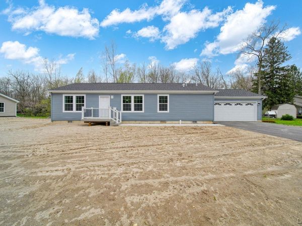 4762 Hooks Mill , Adrian, MI 49221