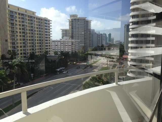 5555 Collins Ave , Unit 8S, Miami Beach, FL 33140 Photo