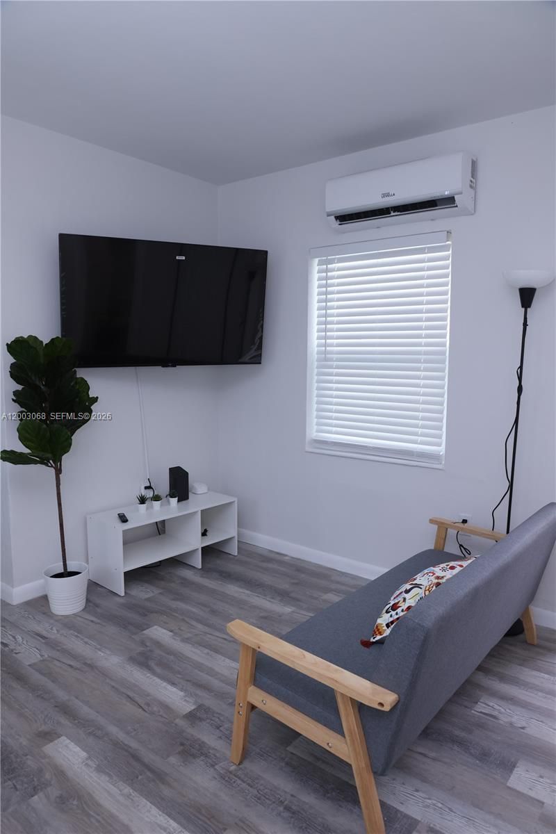 1109 SW 37th Ave , Unit 1115, Miami, FL 33135 Photo