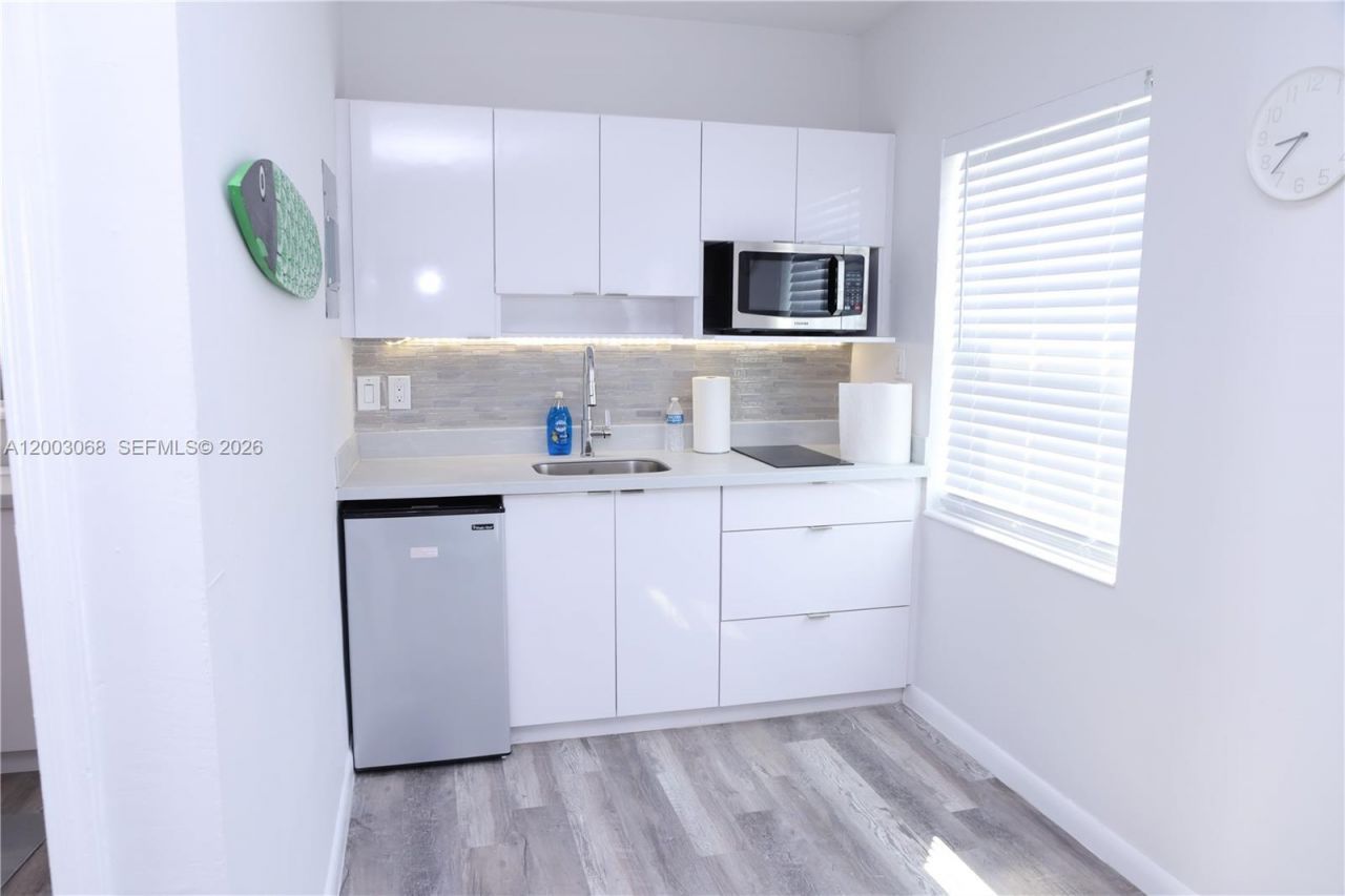 1109 SW 37th Ave , Unit 1115, Miami, FL 33135 Photo