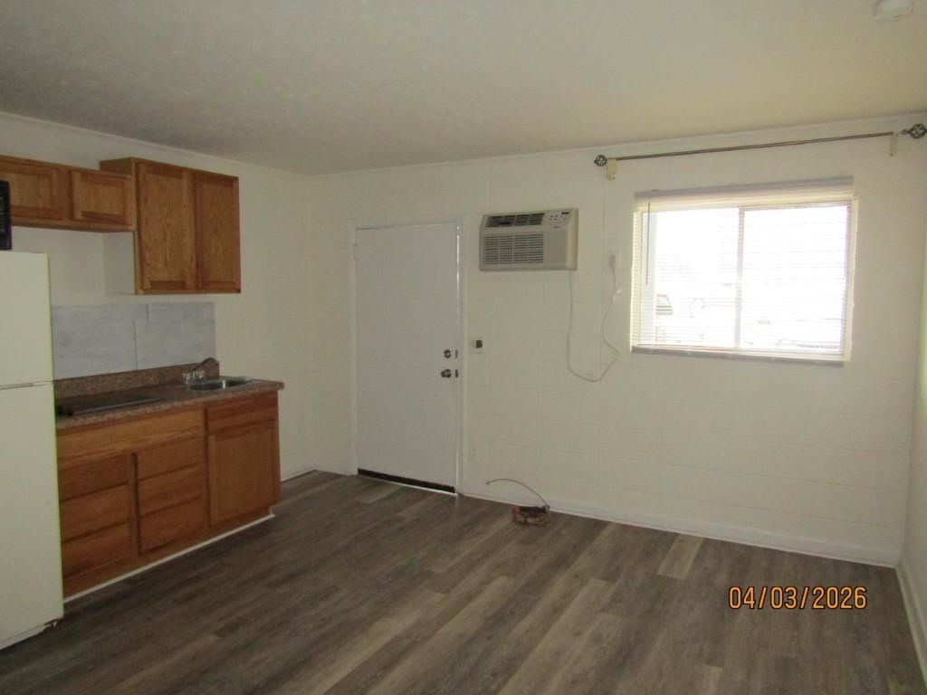 204 4th Ave. N  Photo 4